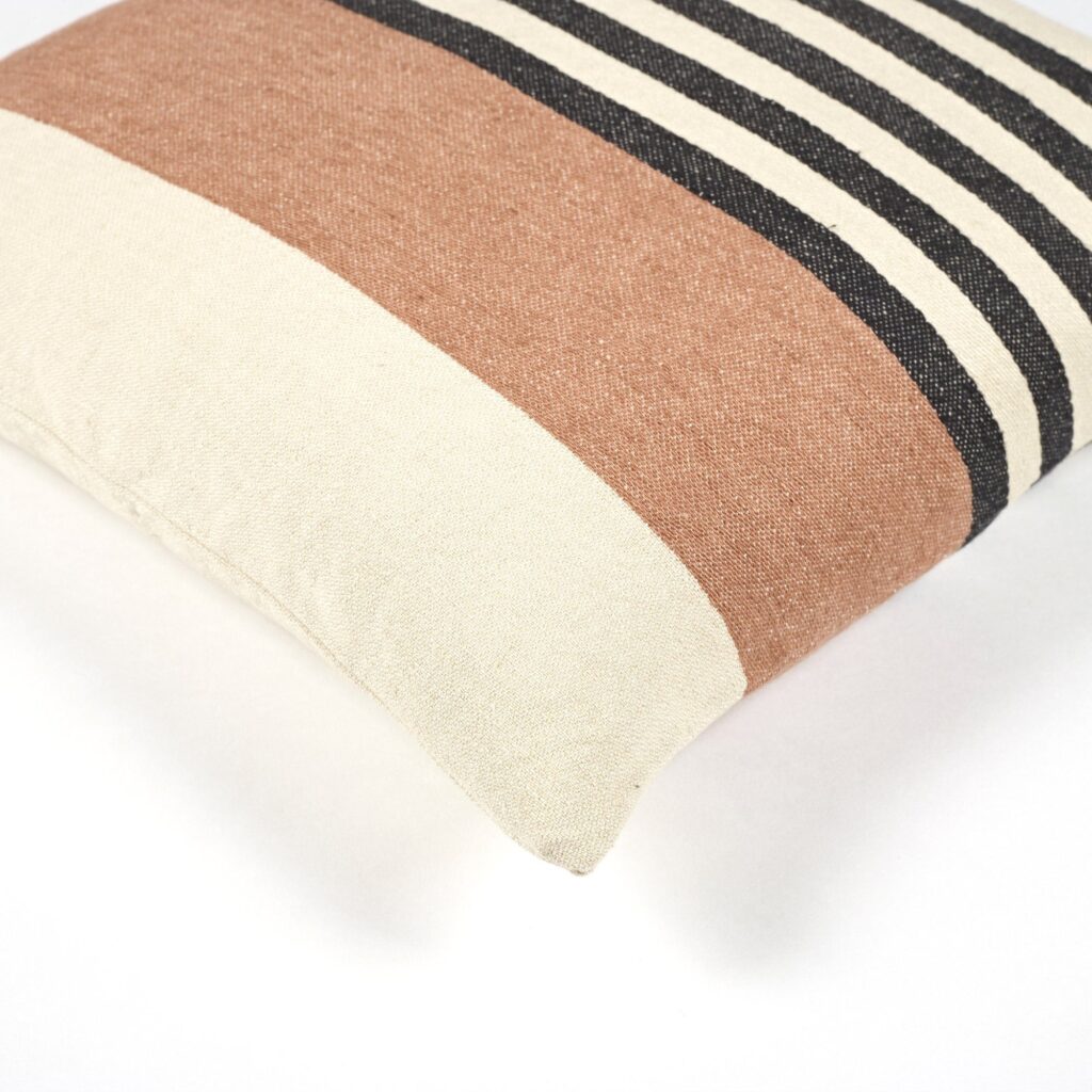 the_belgian_towel-inyo-jan_2022-pillow-03